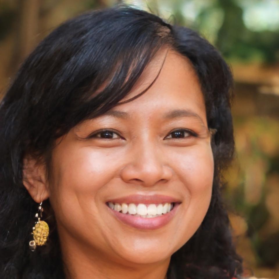 Rachel Chen-Martinez, Senior Financial Analyst